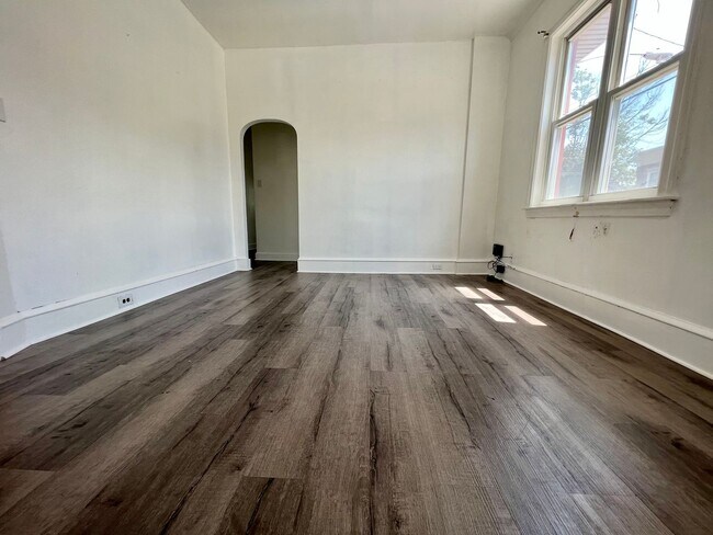 1649 Allengrove St in Philadelphia, PA - Building Photo - Building Photo