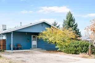 175 N 10th Ave in Brighton, CO - Building Photo