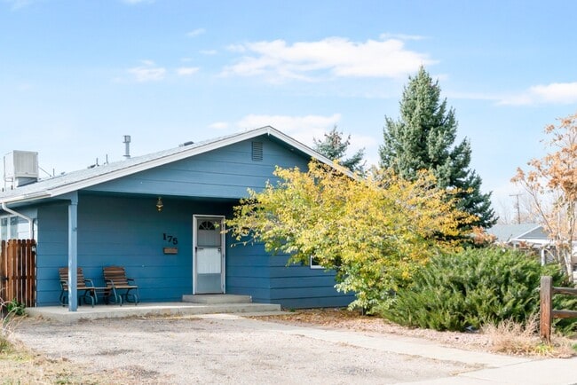 property at 175 N 10th Ave