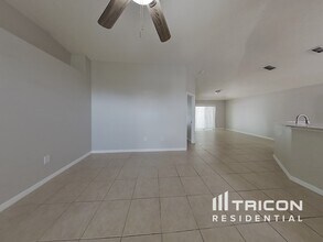 3269 Hunters Chase Loop in Kissimmee, FL - Building Photo - Building Photo