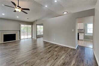 4018 River Rock Way in Woodstock, GA - Building Photo - Building Photo