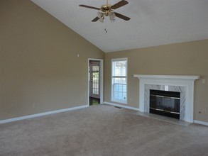 1100 Whistle Dr in Austell, GA - Building Photo - Building Photo
