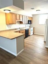 717 White Oak Dr in O'Fallon, IL - Building Photo - Building Photo