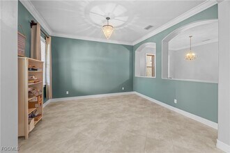 8250 Sumner Ave in Ft. Myers, FL - Building Photo - Building Photo