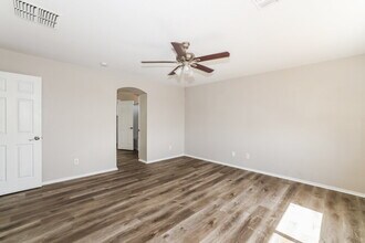 13833 W Keim Dr in Litchfield Park, AZ - Building Photo - Building Photo