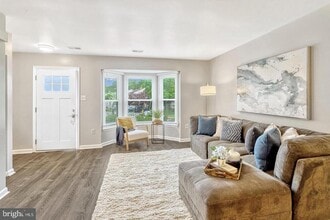 12163 Presidio Way in Woodbridge, VA - Building Photo - Building Photo