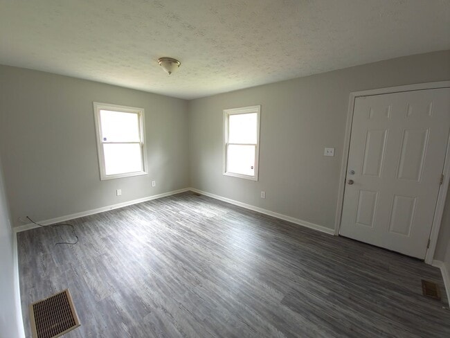 property at 1360 Lillian Ave