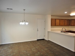 1033 S Deerfield Ln in Gilbert, AZ - Building Photo - Building Photo