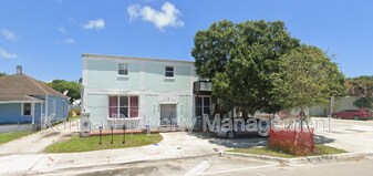 804 Orange Ave in Fort Pierce, FL - Building Photo