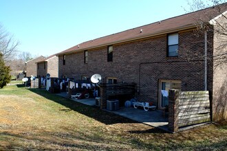 Stratford Apartments in Cleveland, TN - Building Photo - Building Photo