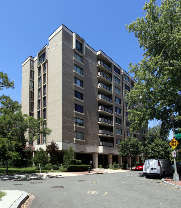 The Plaza in Washington, DC - Building Photo