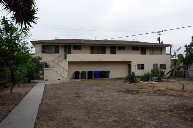 831 Centinela Ave in Inglewood, CA - Building Photo - Building Photo