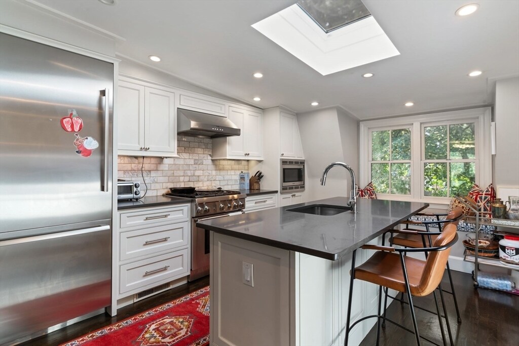 21 Appleton St in Boston, MA - Building Photo