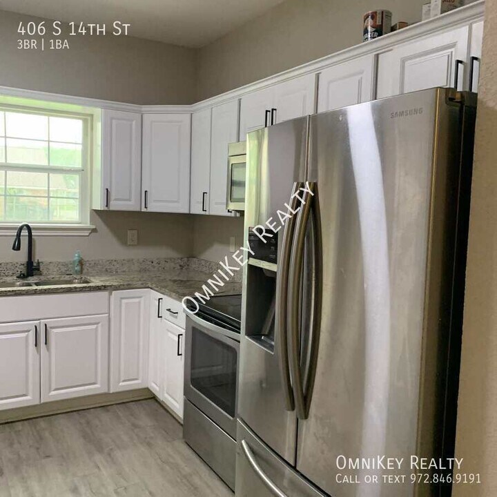 406 S 14th St in Corsicana, TX - Building Photo
