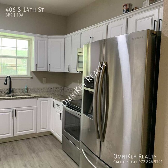 property at 406 S 14th St
