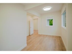 12317 Beecher St in Surrey, BC - Building Photo - Building Photo