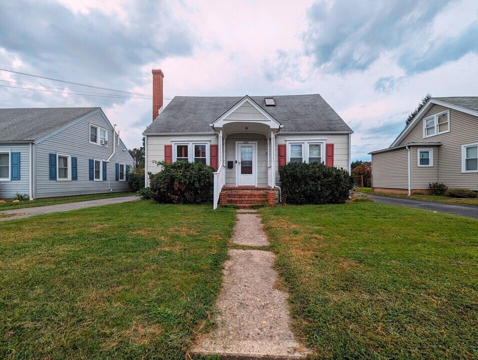 1024 S Bradford St in Dover, DE - Building Photo