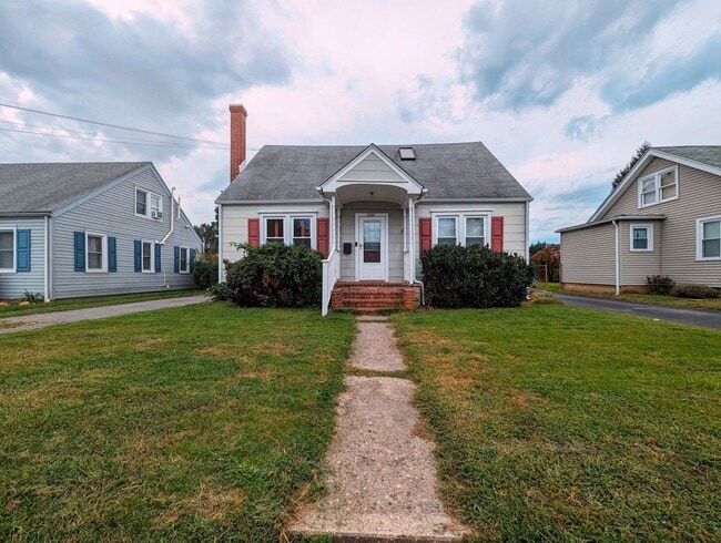 property at 1024 S Bradford St