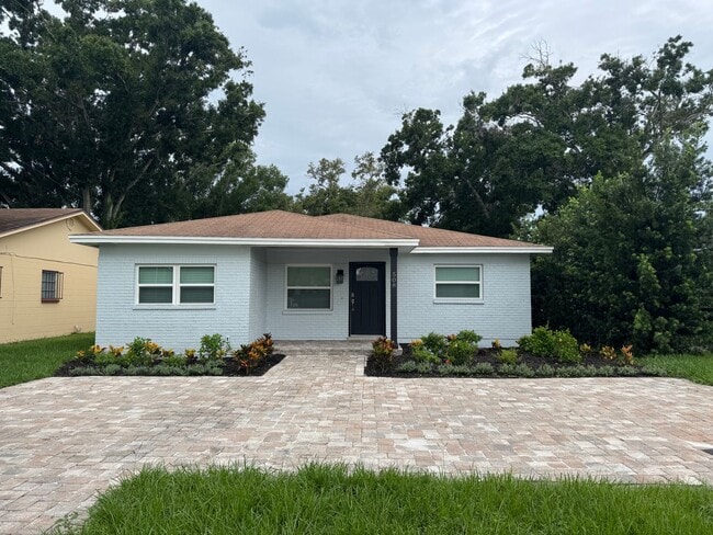 property at 508 N Sterling Ave