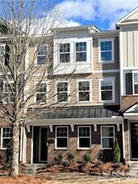 16628 Summers Walk Blvd in Davidson, NC - Building Photo