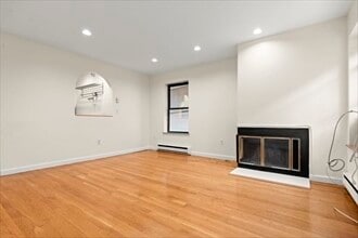 18 E Springfield St, Unit 18-3 in Boston, MA - Building Photo - Building Photo