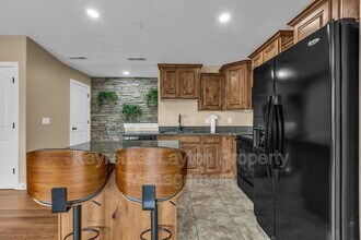 905 S Main St in Layton, UT - Building Photo - Building Photo