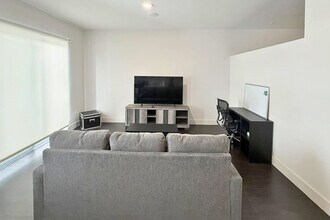 3120 Smith St in Houston, TX - Building Photo - Building Photo