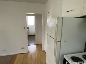 1525 Pensacola St in Honolulu, HI - Building Photo - Building Photo