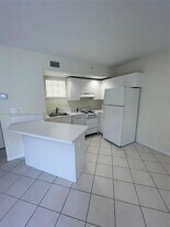 3090 Bird Ave in Miami, FL - Building Photo