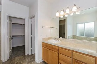 5522 Hope Ranch Ct in Sacramento, CA - Building Photo