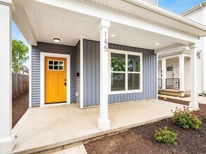 145 Hayden Ave in Columbus, OH - Building Photo - Building Photo