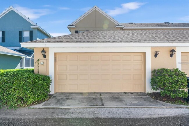 7325 S St Patrick St in Tampa, FL - Building Photo - Building Photo