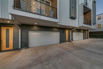 3812 San Jacinto St in Dallas, TX - Building Photo - Building Photo