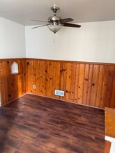 4531 Roth Ave in Cincinnati, OH - Foto de edificio - Building Photo