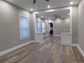 216 Washington Ave in West Haven, CT - Building Photo