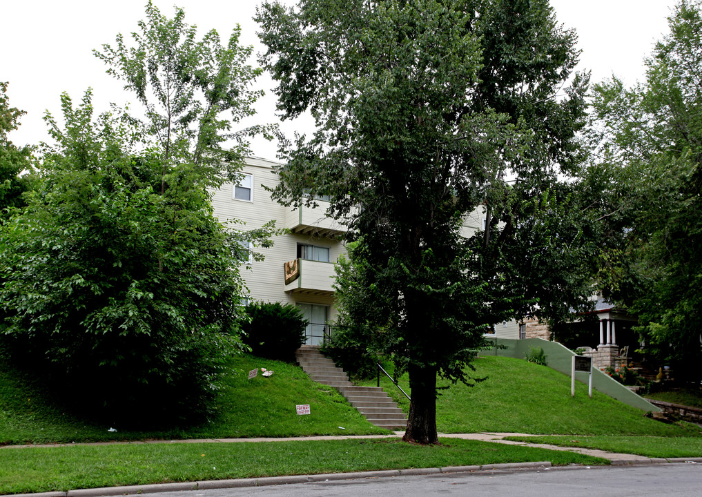 Pendleton Heights Apartments in Kansas City, MO - Building Photo