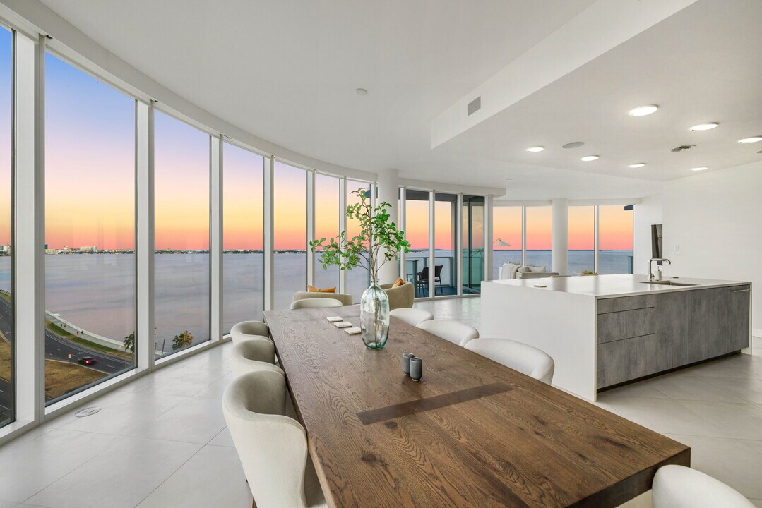 2900 W Bay to Bay Blvd in Tampa, FL - Building Photo