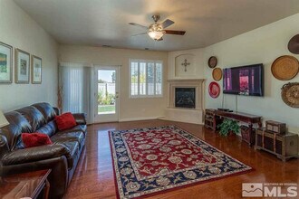 10845 Dancing Aspen Dr in Reno, NV - Building Photo - Building Photo