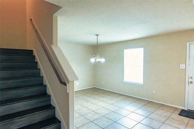property at 7419 Kennemer Dr