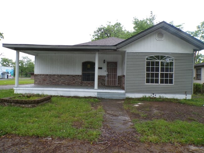 property at 3501 Avenue D