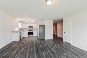 428 Goldenrod in Livingston, TX - Building Photo - Building Photo