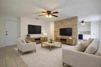 5804 Hammermill Run in Austin, TX - Building Photo - Building Photo