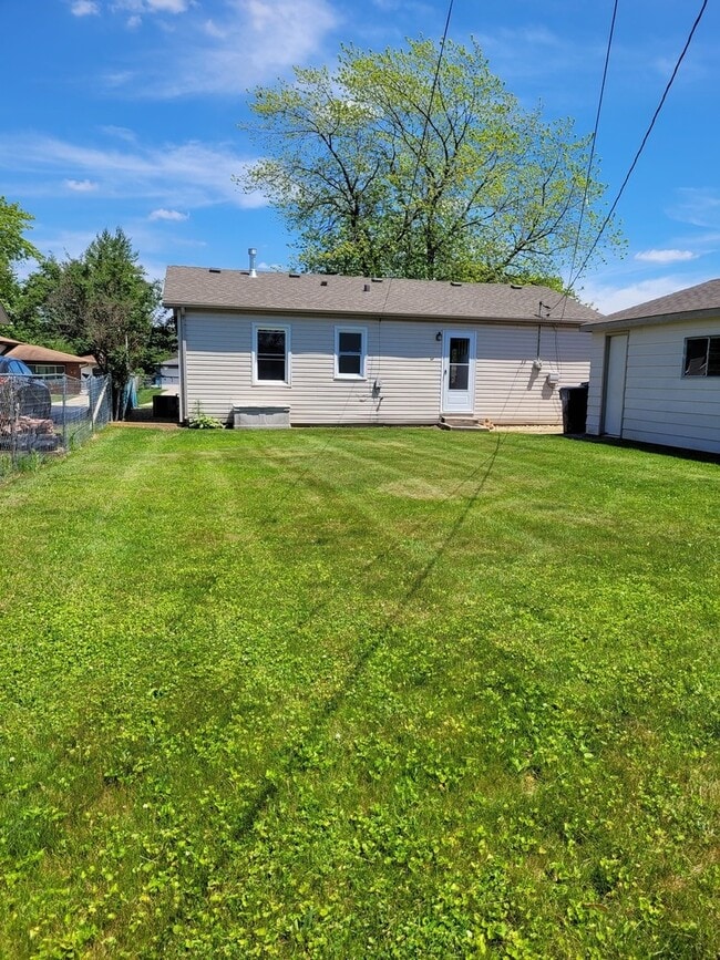 16826 Haven Ave in Orland Hills, IL - Building Photo - Building Photo