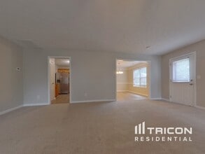 207 Arbor Creek Dr in Dallas, GA - Building Photo - Building Photo