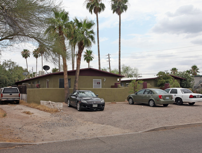 1004 E Copper St in Tucson, AZ - Building Photo - Building Photo