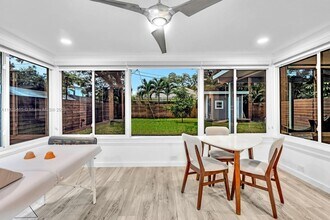 1517 SW 25th St in Fort Lauderdale, FL - Building Photo - Building Photo