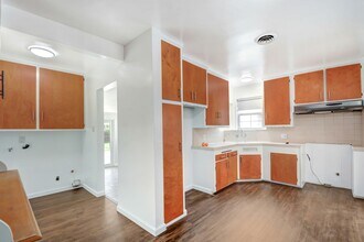 9118 Brock Ave in Downey, CA - Building Photo - Building Photo