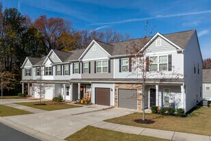The Grove Residences in Charlotte, NC - Building Photo