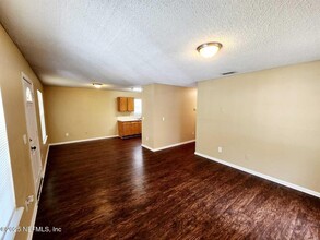 5625 Benedict Rd in Jacksonville, FL - Building Photo - Building Photo