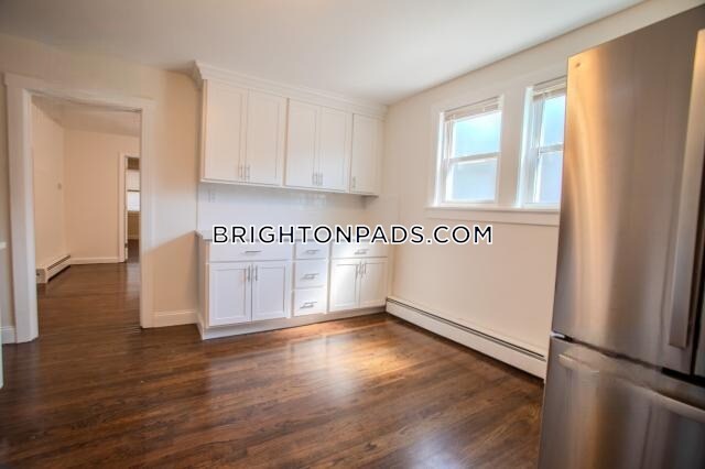 357 Market St-Unit -17 in Boston, MA - Building Photo - Building Photo